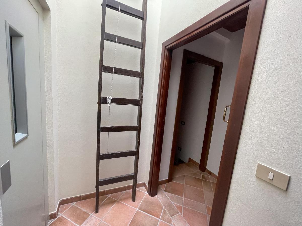 Residencia Pais Apartment Алгеро Екстериор снимка